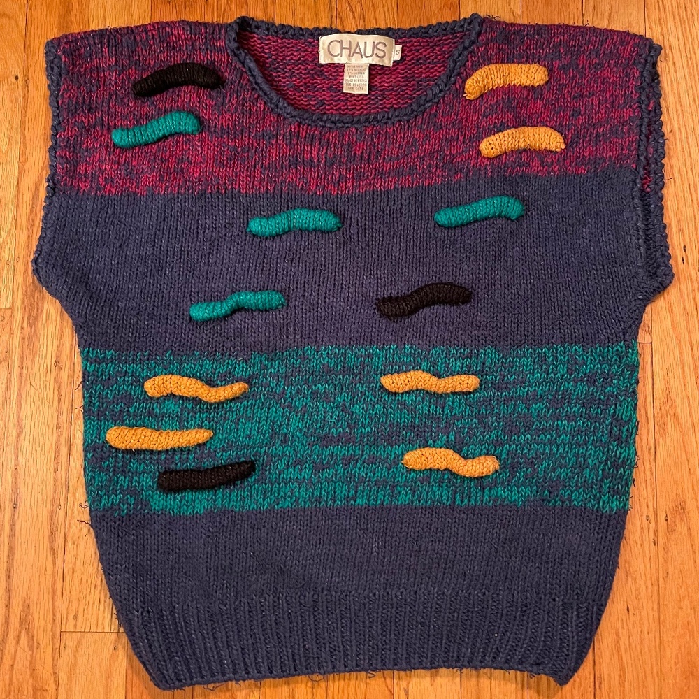 Vintage 1980's knit vest with embroidered accents